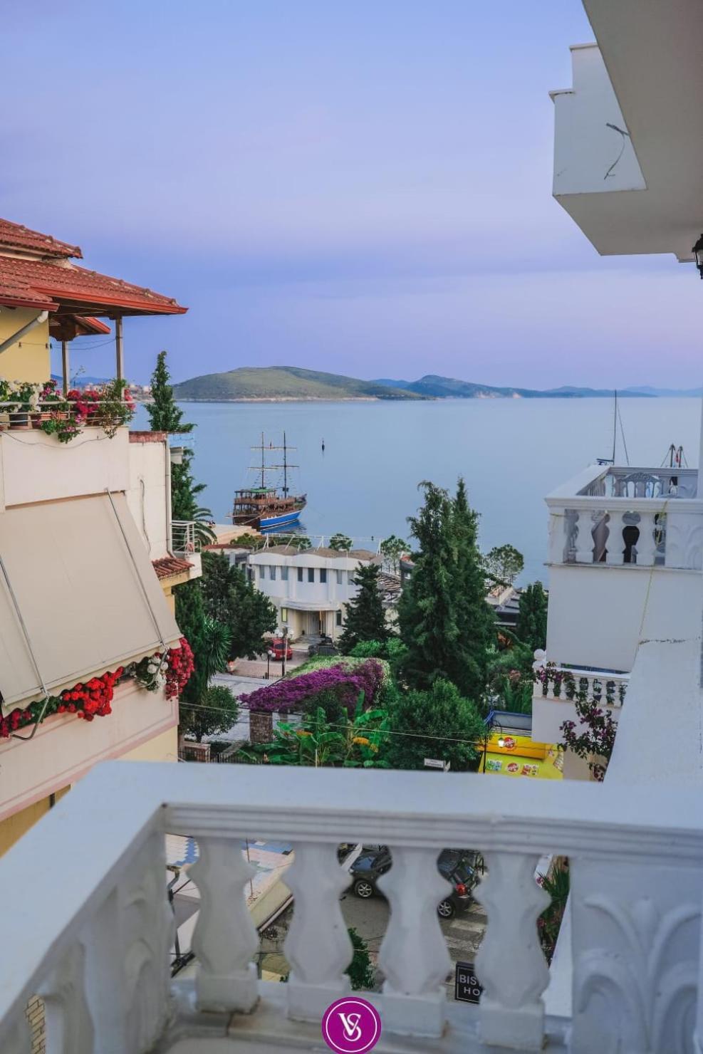 Апартаменты Vila Stupende Саранда Номер фото