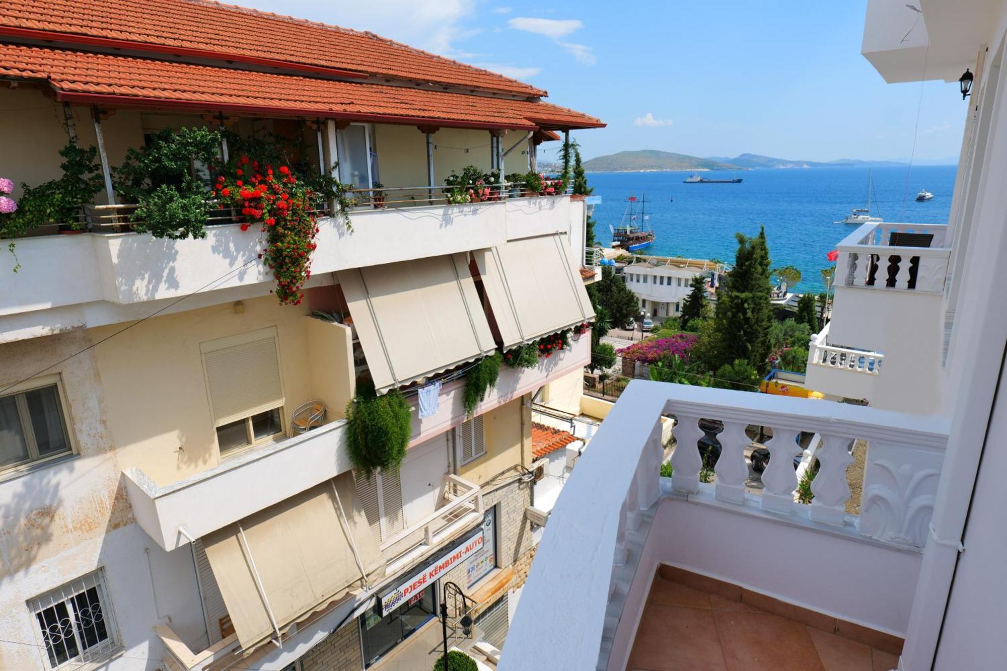 Апартаменты Vila Stupende Саранда Номер фото